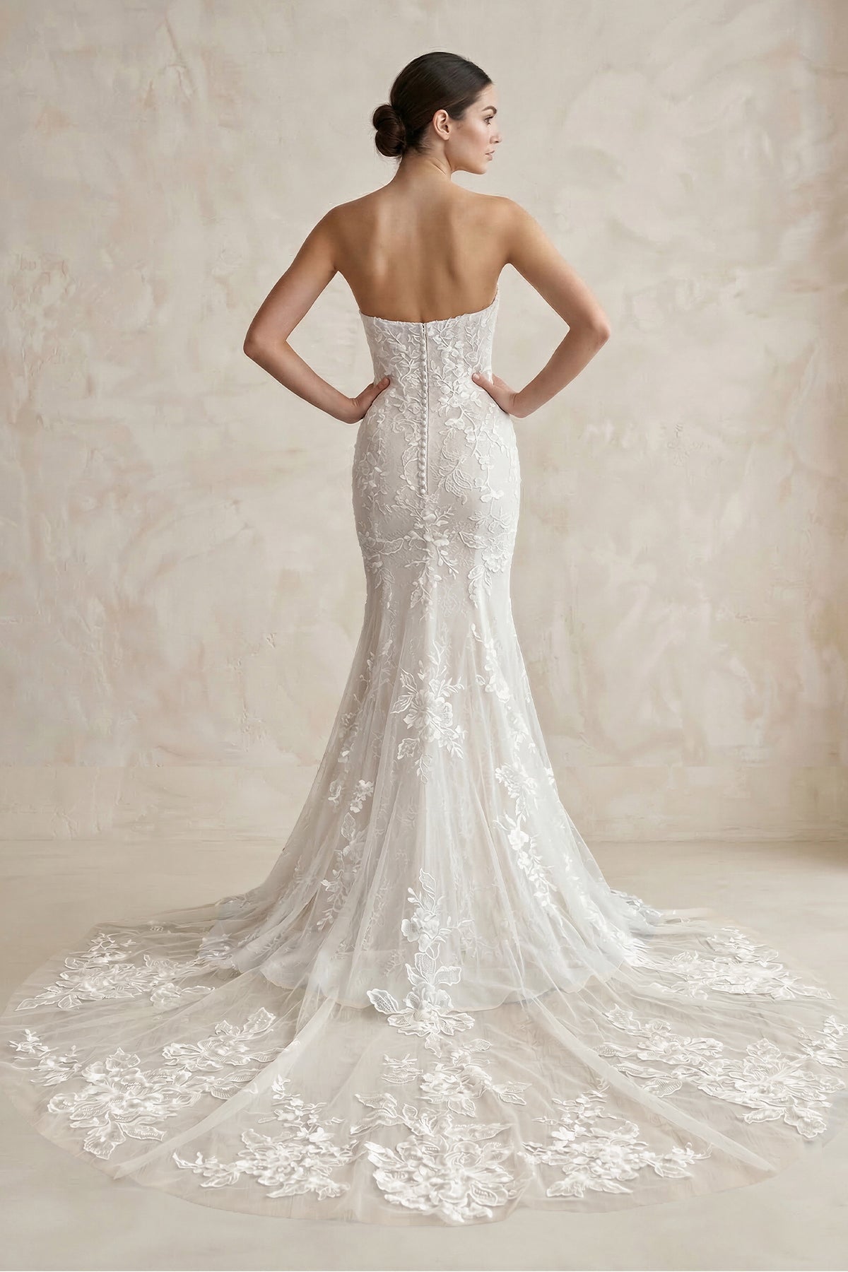 Sweetheart Mermaid Lace Corset Maxi Wedding Dress With Slit in White - SHE IS ME Wedding Dresses